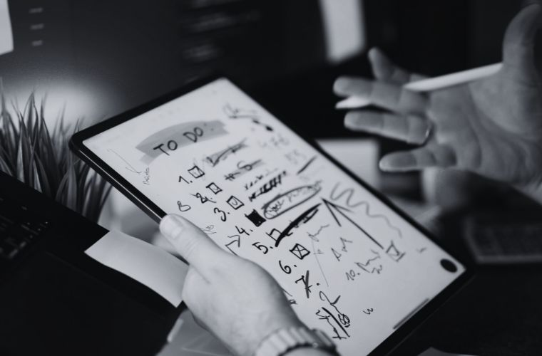 priorités instables